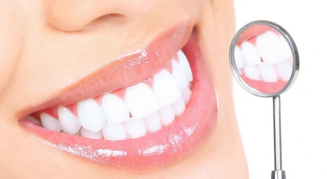 Правила, которые помогут сохранить зубы здоровыми и крепкими
