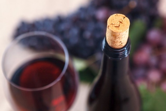 Сколько может храниться открытое вино
