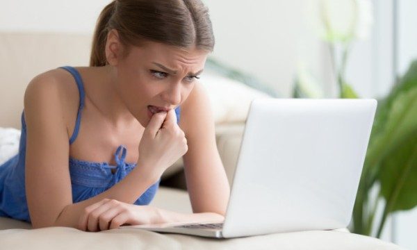 Как не стоит себя вести в интернете после расставания