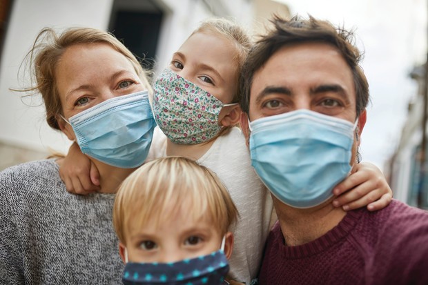 Защитный барьер: почему не все в семье болеют коронавирусом